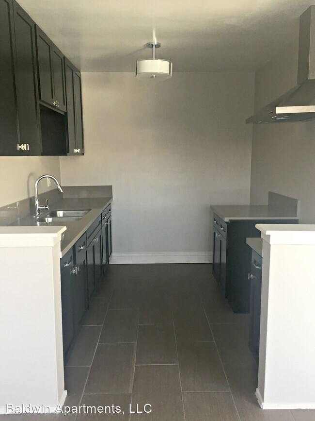 Foto del edificio - 3939 Stevely Ave