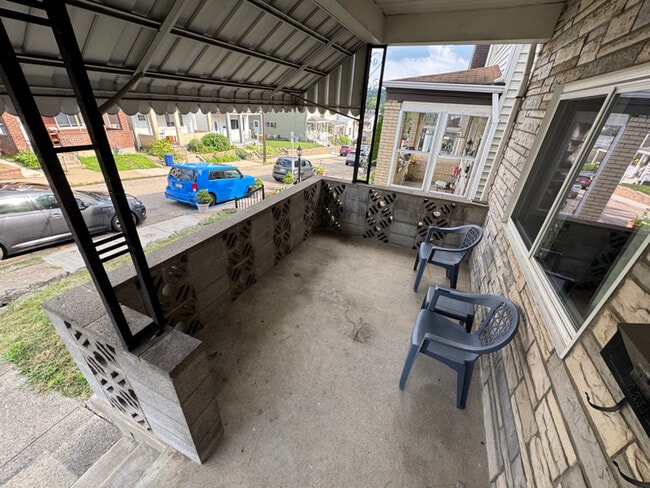 Photo - 724 Wills St Apartment