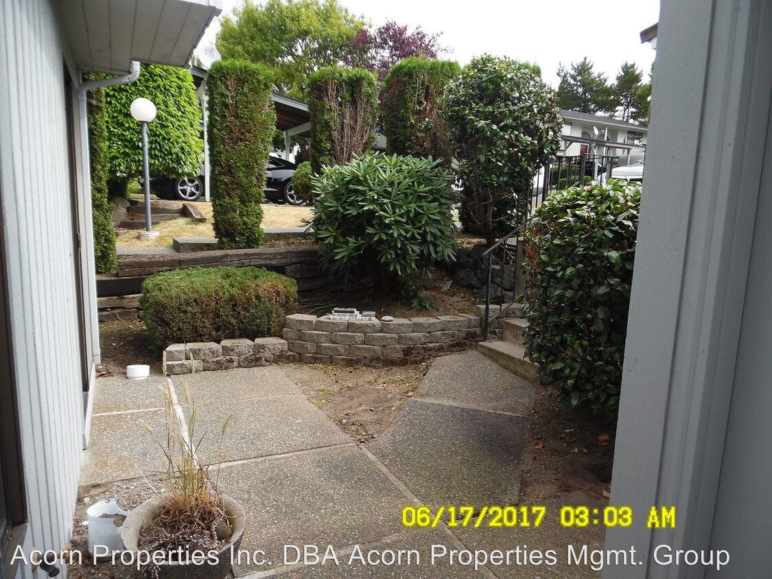 Primary Photo - 1616 Skyline Way