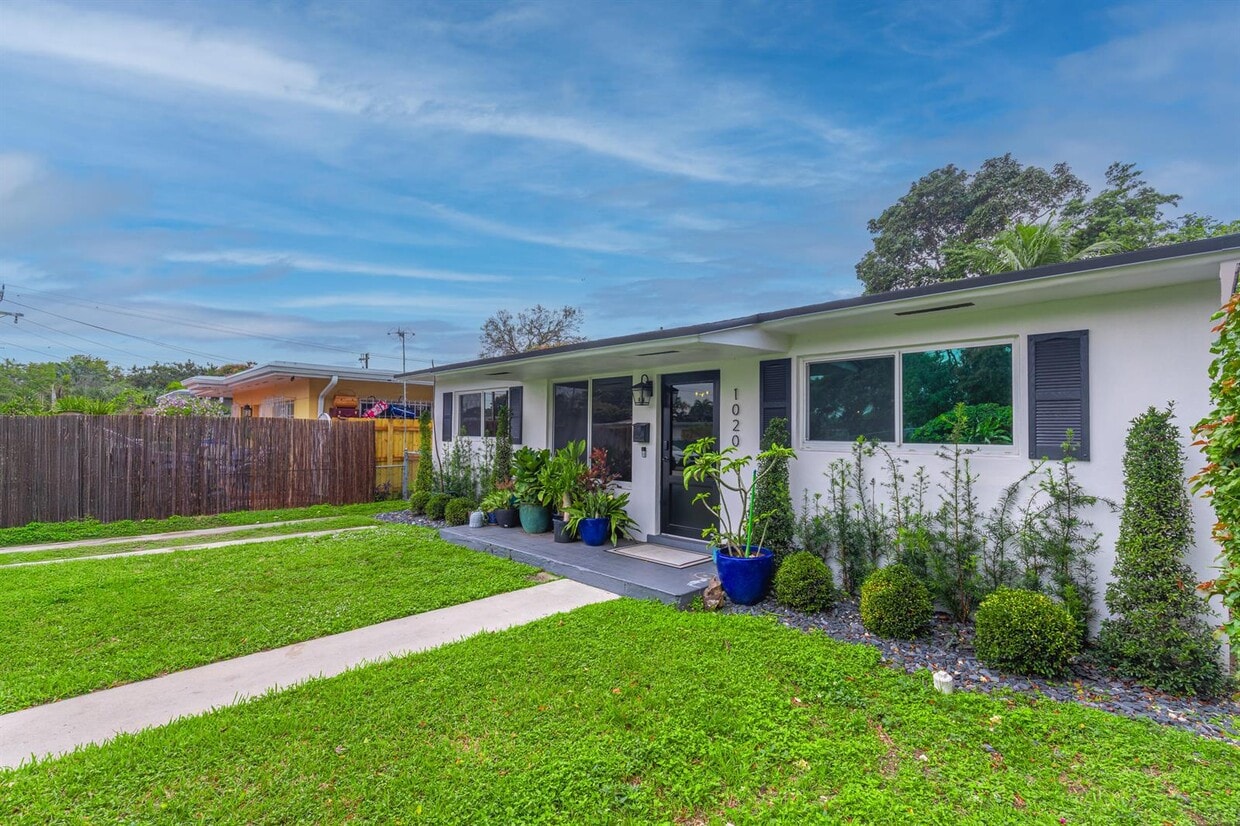 Foto principal - 1020 SW 31st Ave