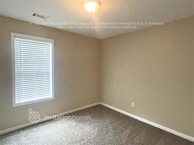 Foto del edificio - 43 Megan Way