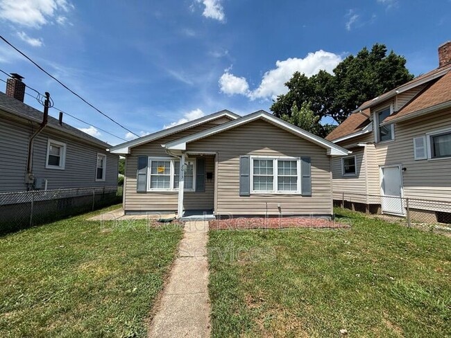 Photo - 2013 Sherman Ave House