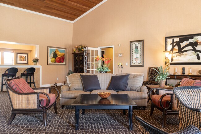 Building Photo - Cedar Crest Apartments