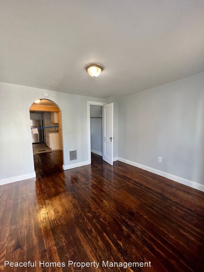 Foto del edificio - 1 br, 1 bath House - 36 Hazel St