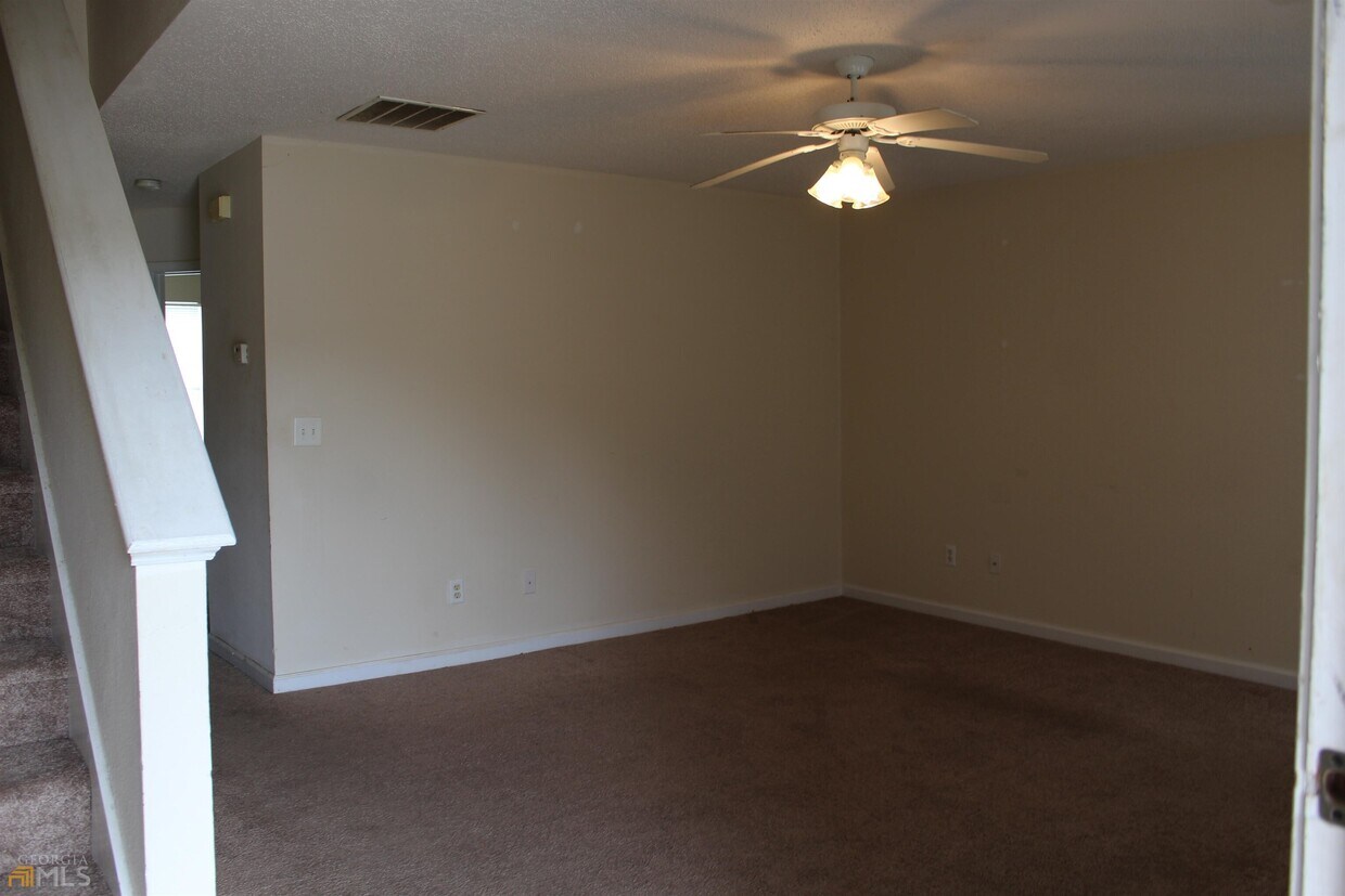 Primary Photo - 6008 Creekerton Blvd
