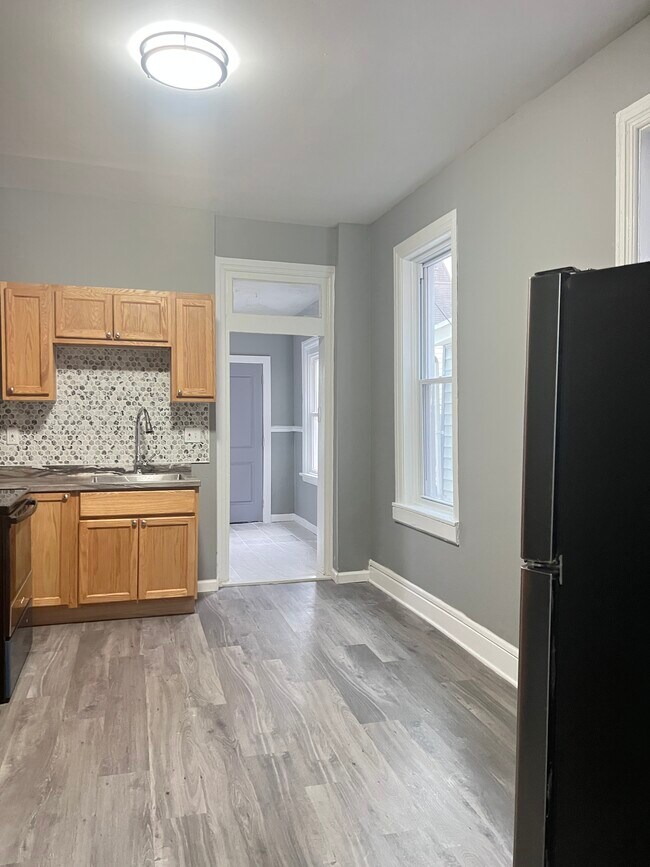 Cocina - 1807 Market St