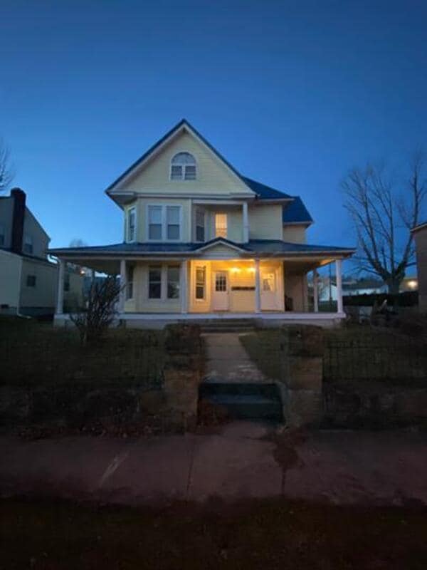 Building Photo - 900 Highland Ave