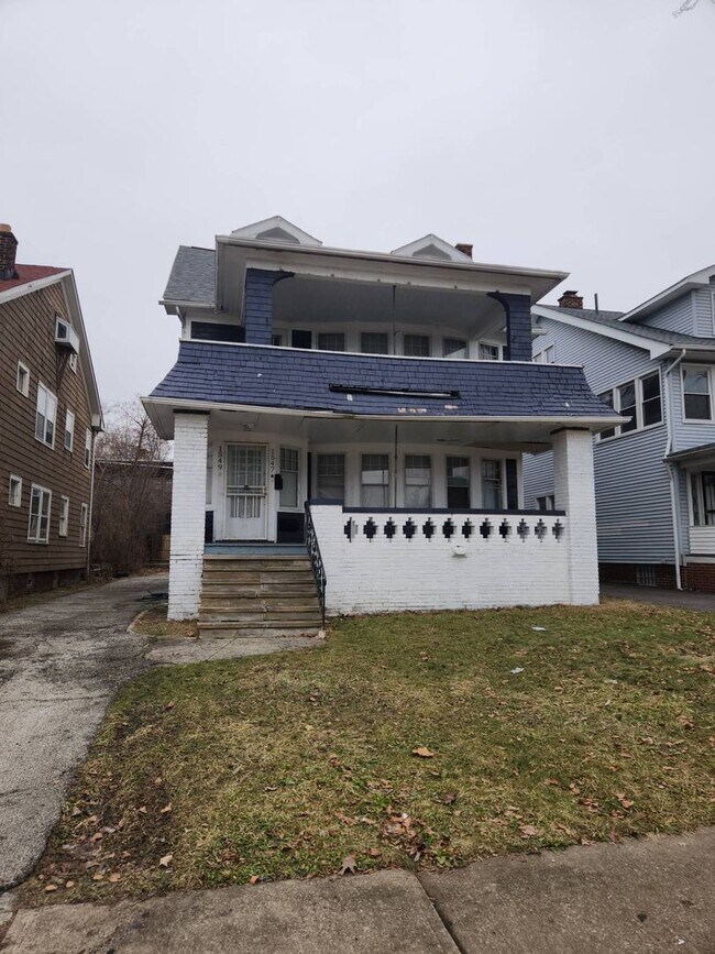 Foto del edificio - 1547 Hillcrest Rd