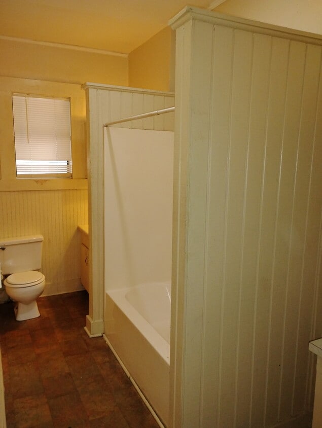 Foto del edificio - 822 Edwards St