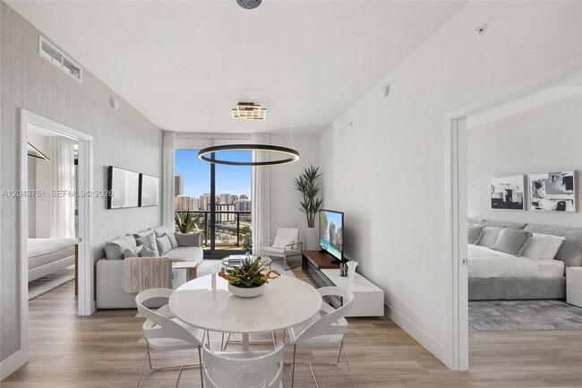 Foto del edificio - 101 Diplomat Pkwy