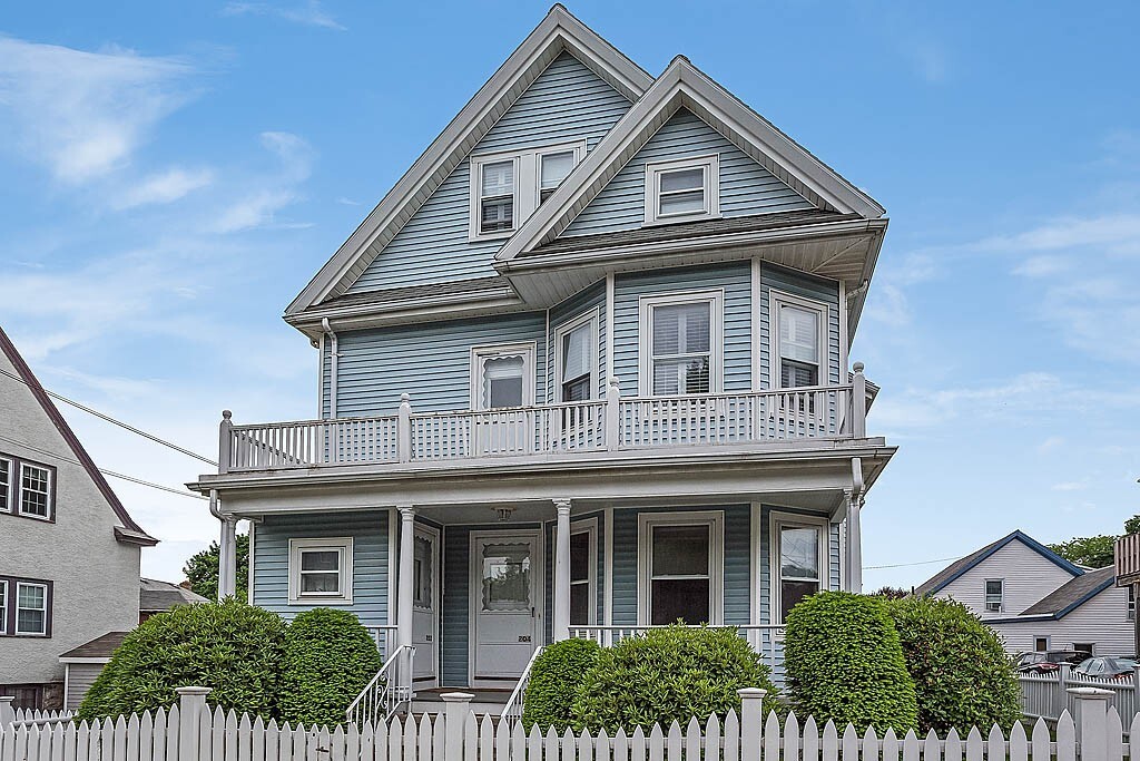 Primary Photo - 204 Franklin St