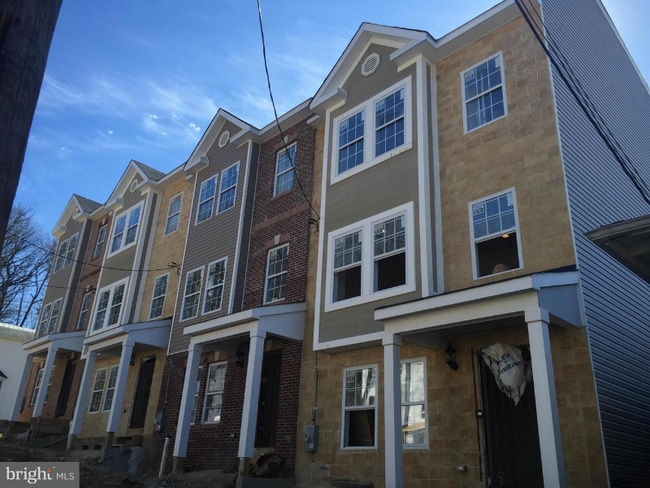 Photo - 1773 W St SE Townhome
