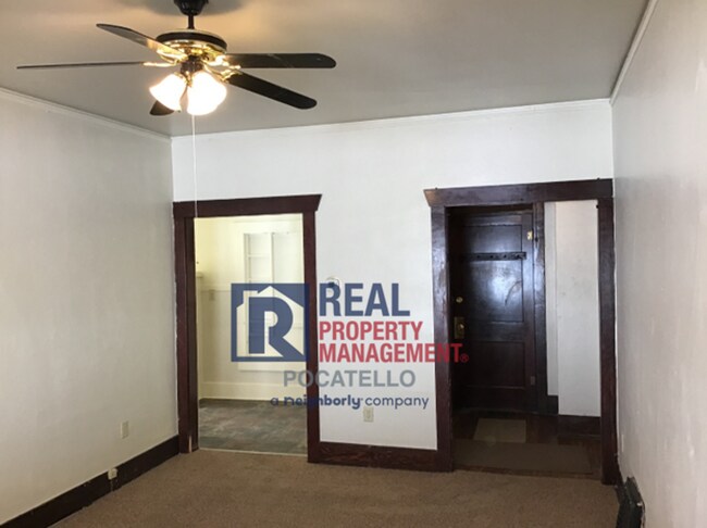 Foto del edificio - 734 E Halliday St
