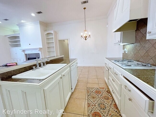 Foto del edificio - 3 br, 2 bath House - 10645 Woodland Oaks