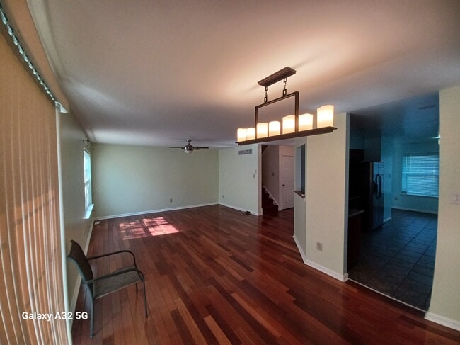 Family Room - 233A Milton Ave