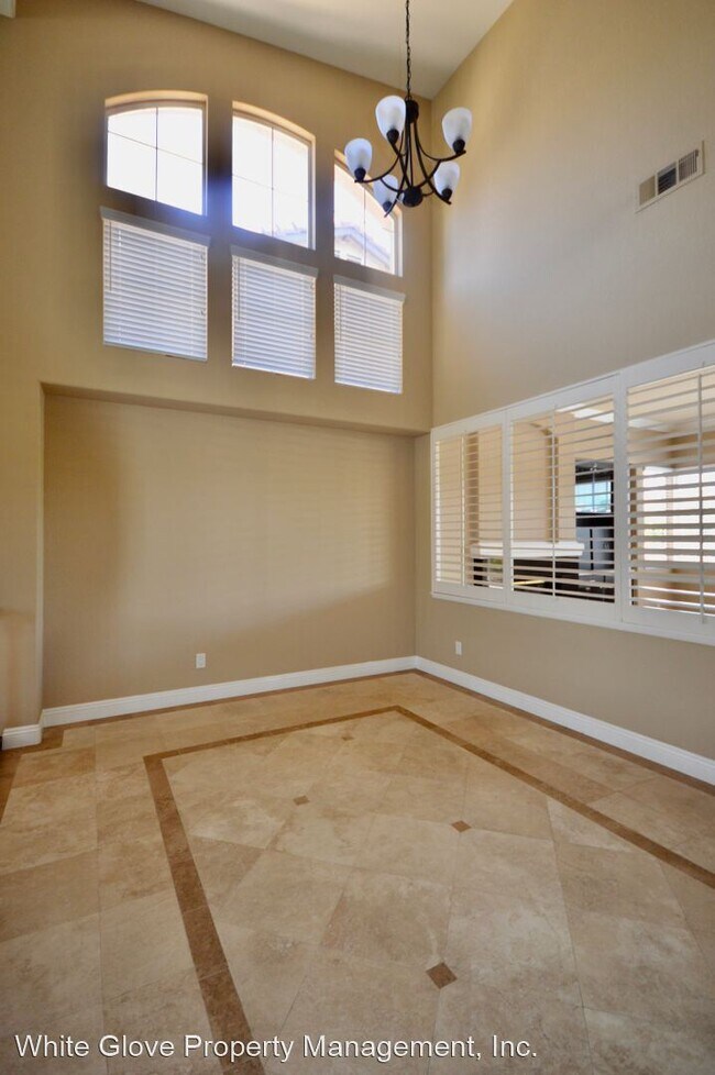 Building Photo - 3 br, 3 bath House - 2737 Ashwood Circle