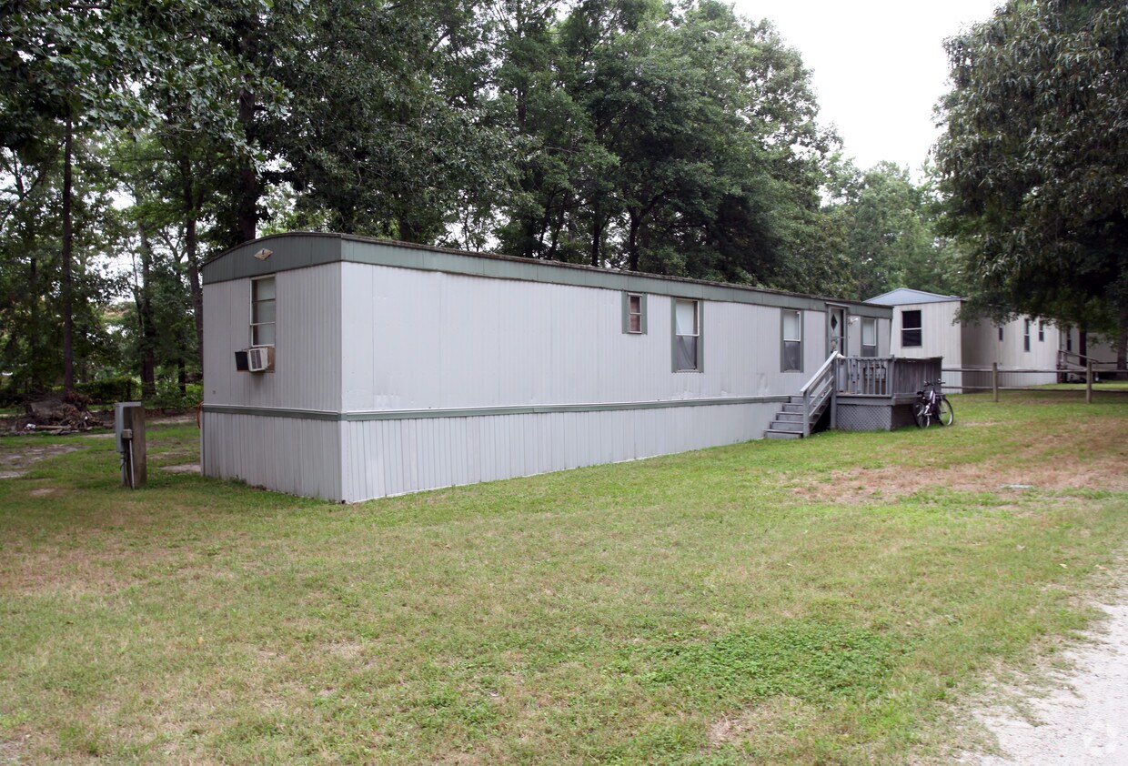 Primary Photo - 1209 Jacobs Way NE