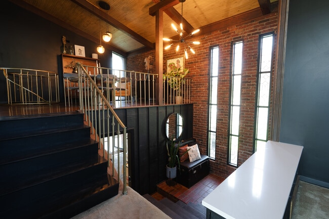Foto del edificio - 6704 Green Meadow Ct
