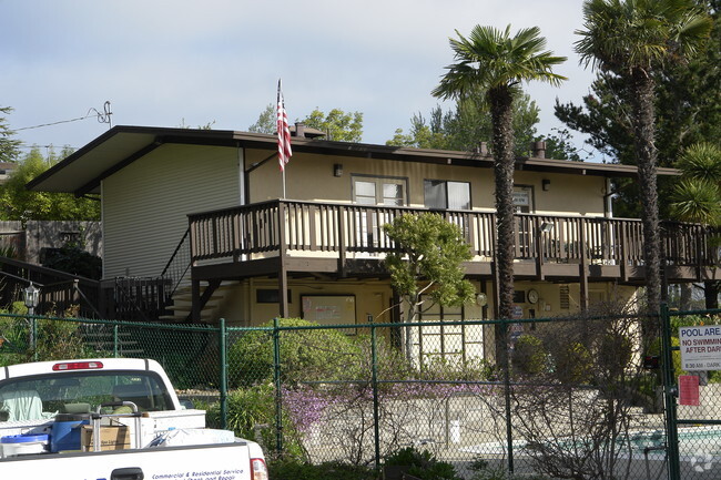 Building Photo - San Leandro Apartments