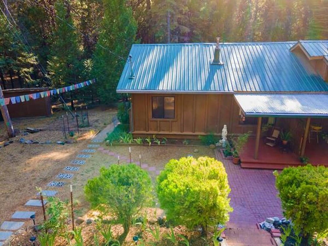 17568 Blue Tent School Rd Unit B, Nevada City, CA 95959 Room for Rent
