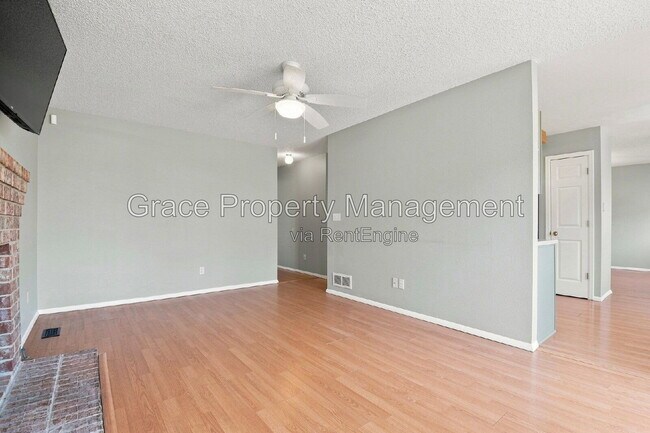 Foto del edificio - 4425 E 128th Pl