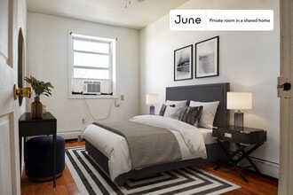 Building Photo - Room in Shared 2 bed/2 bath home