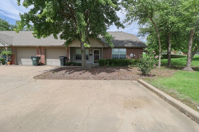 Foto del edificio - 2 Bed 2 Bath Collinsville
