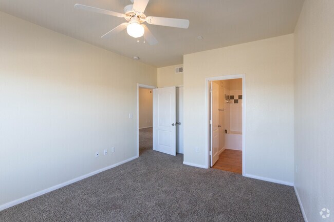 3HAB 2BA - 1.221 ft² - Cypress Creek Jason Avenue