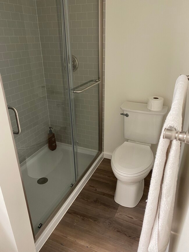 Photo - 120 Creekwood Dr Apartment