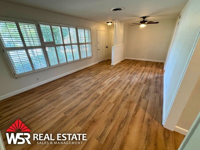Foto del edificio - Charming 3-Bed Home in the Heart of Rivers...