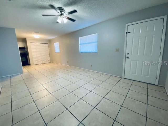 Foto del edificio - 2711 South Dr