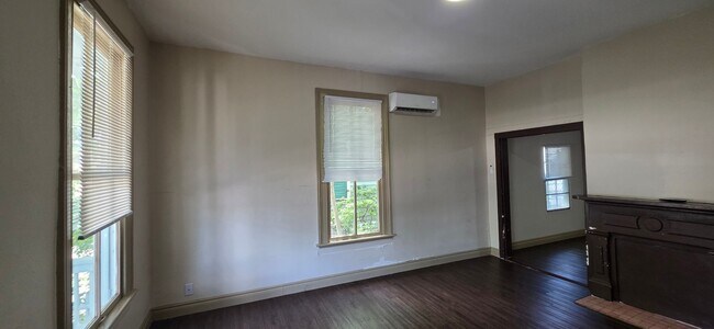 Foto del edificio - 2213 Avenue K