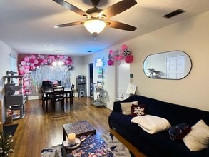 Building Photo - 1607 NW 8th Ave