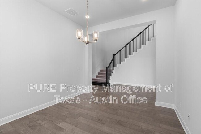 Foto del edificio - 19016 Excursion Falls Way