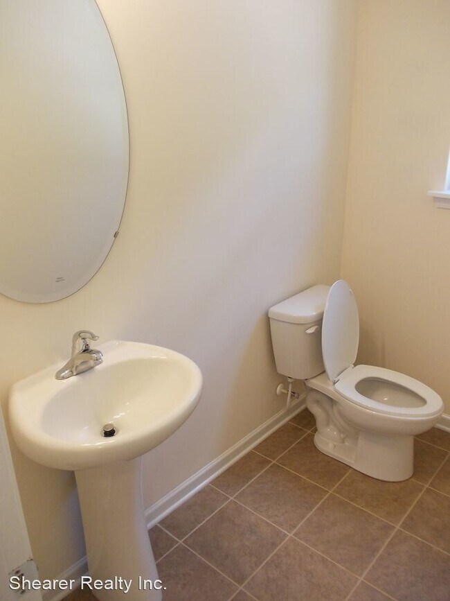 Building Photo - 3 br, 2.5 bath House - 4602 Quinton Lane