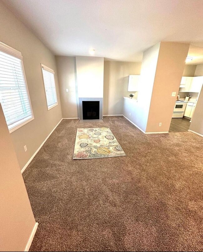 Building Photo - Seaside Village