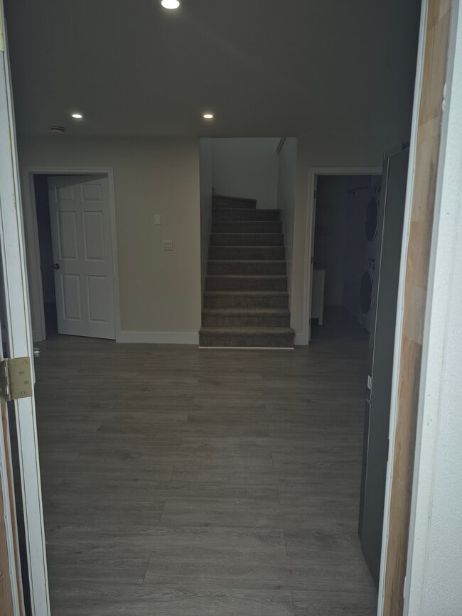 Building Photo - 257 Lower Partridge River Rd