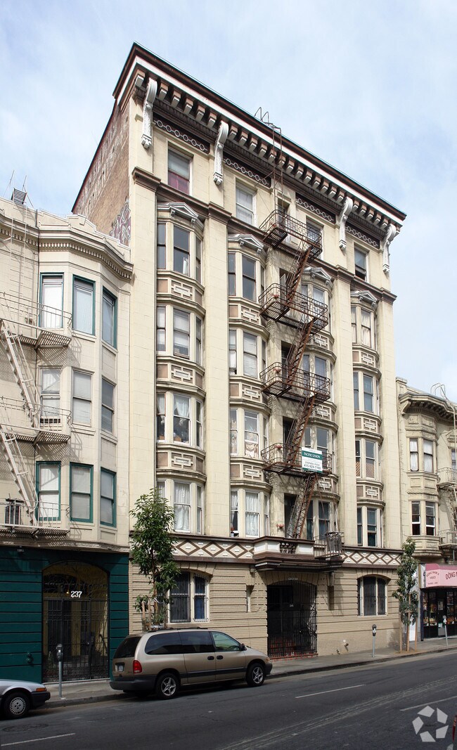 245 Leavenworth Apartments San Francisco, CA