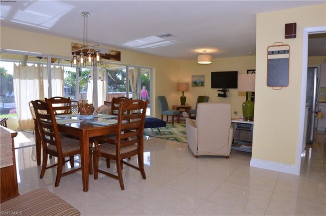 Foto del edificio - 2827 SE 18th Ave