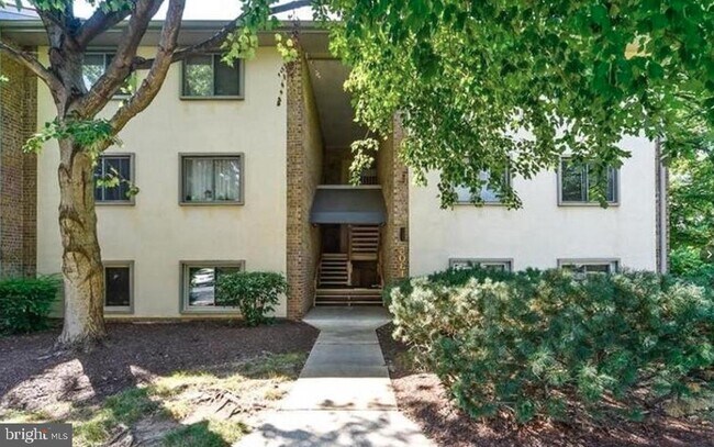 Foto del edificio - 5039 Green Mountain Cir