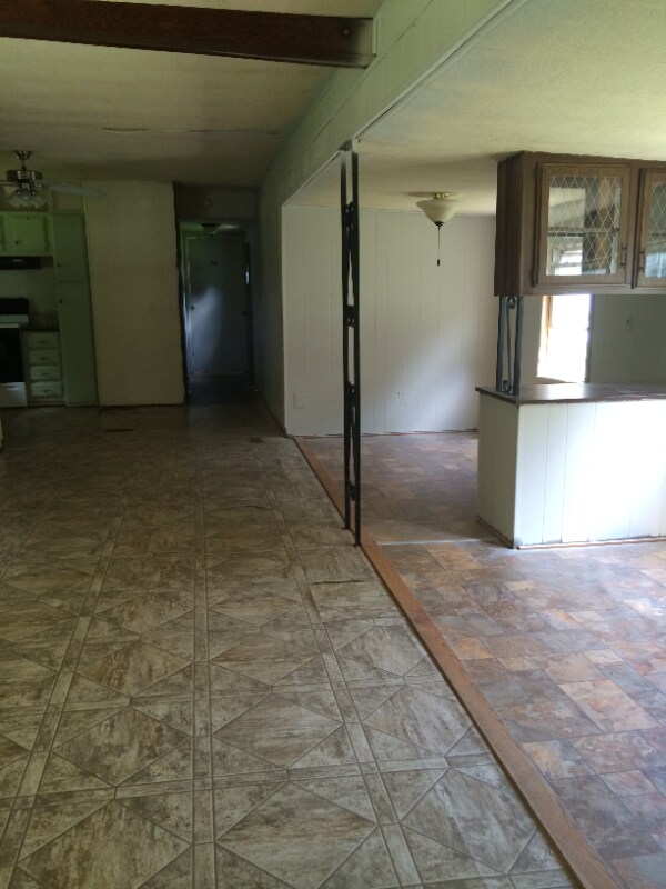 Building Photo - 61 Dosch Ln