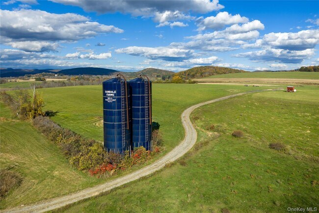 Foto del edificio - 156 Sharon Station Rd