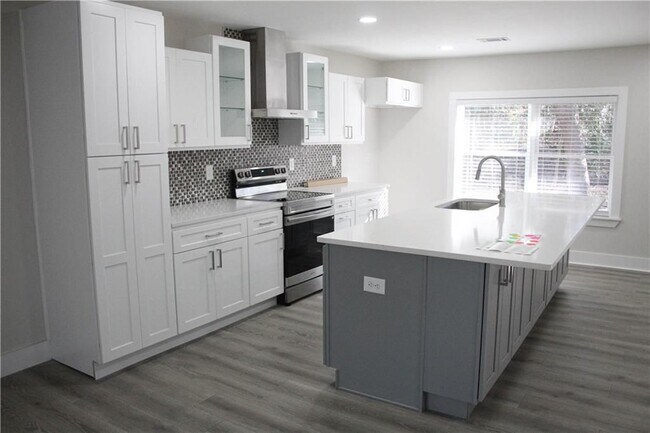 Foto del edificio - 970 Bates Rd