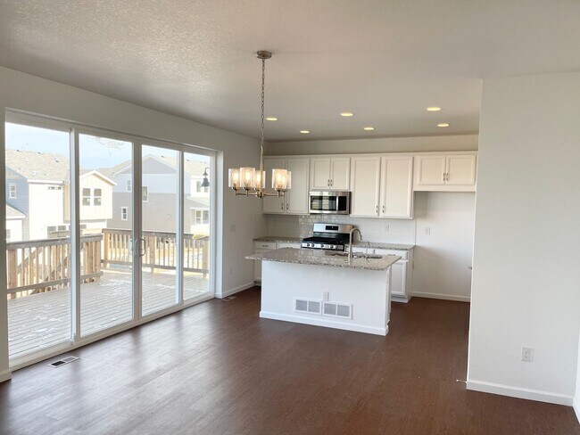 Building Photo - Beautiful home for rent between Parker and...