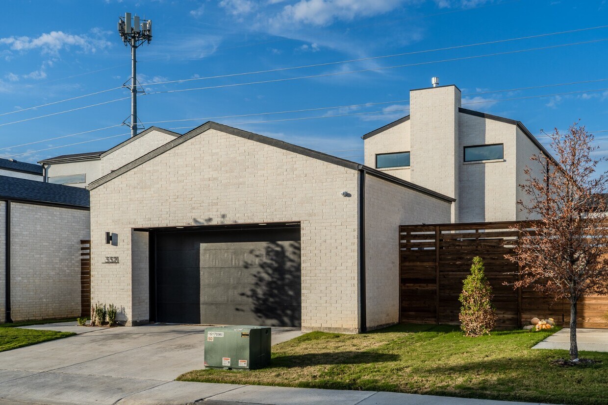 Photo - 3321 Walchard Ct (Dallas, TX)