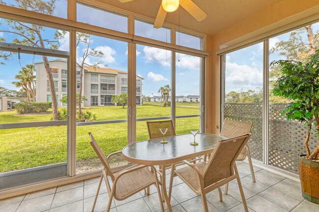 Building Photo - 9620 Club South Cir
