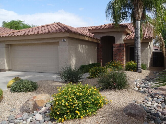 Foto del edificio - 3236 E Escuda Rd