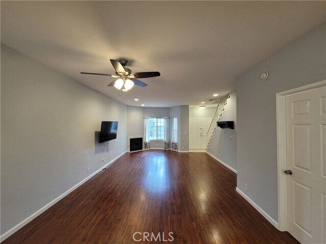 Foto del edificio - 5730 Vineland Ave