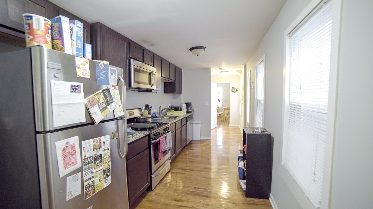 Primary Photo - 1417 W Cullerton St