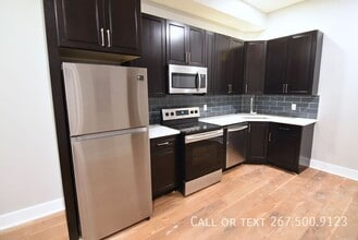 Building Photo - 1523 W Girard Ave